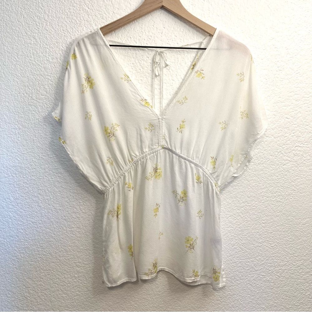 Lucky Brand White Yellow Floral Blouse Small Short Sleeve Low Back